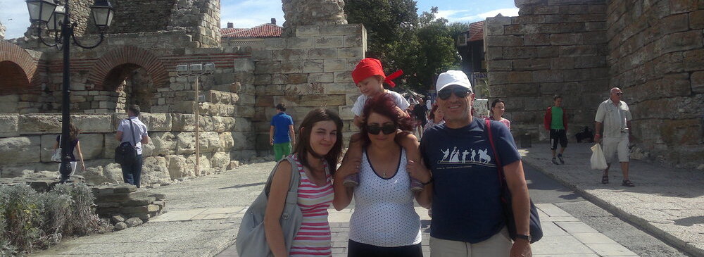 Austauschschülerin Luise mit ihrer Gastfamilie