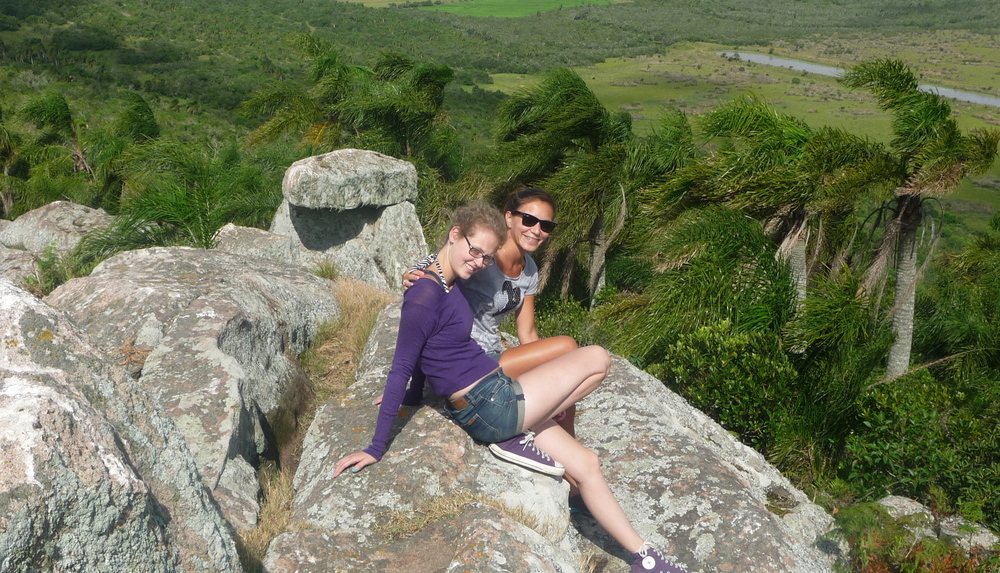 Austauschschülerin Anna mit ihrer Freundin