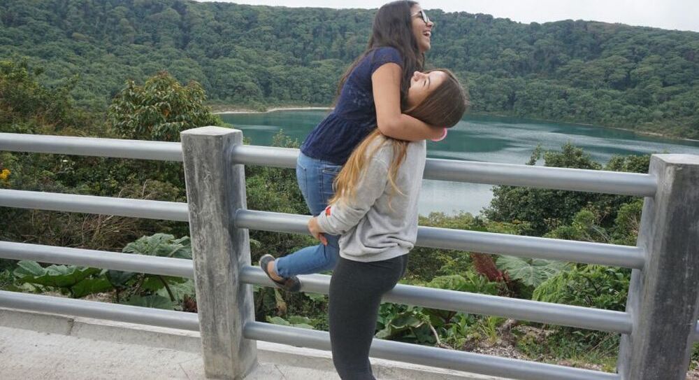 Austauschschülerin Jasmin auf dem Poas Vulkan