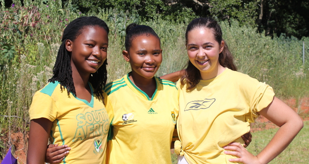 Austauschschülerin Marie mit ihren Freundinnen