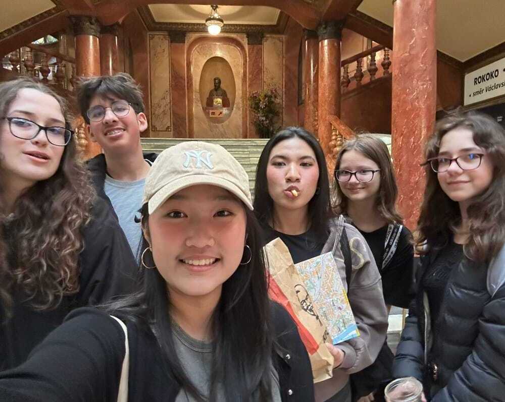 YFU-Austauschschüler*innen nehmen an interkultureller Jugendbegegnung in Prag teil