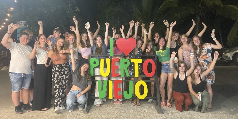 Ausflug mit allen Austauschschüler*innen nach Puerto Viejo