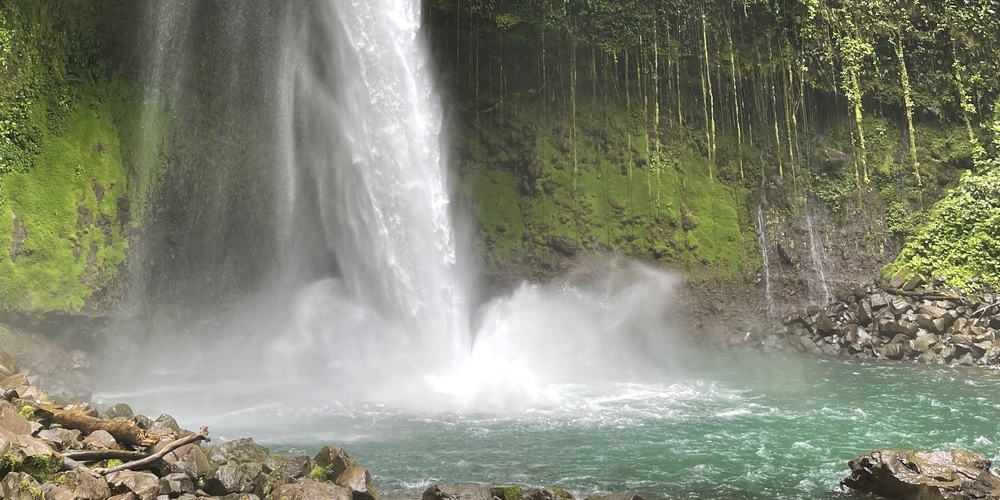Mein erster Wasserfall Catarata La Fortuna 
