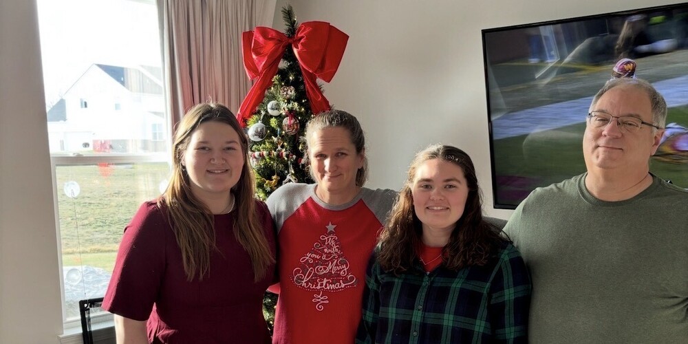 Besonderes Wiedersehen: Maja mit ihrer Gastfamilie an Weihnachten