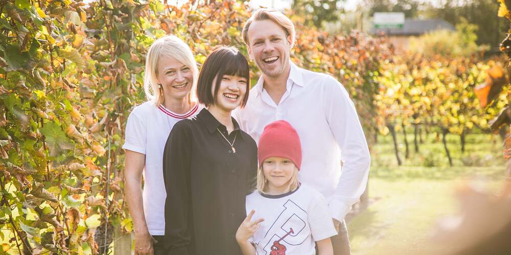 "Ein Austauschjahr macht einen um vieles reicher!", YFU-Gastfamilie Lux mit Mahika aus Japan