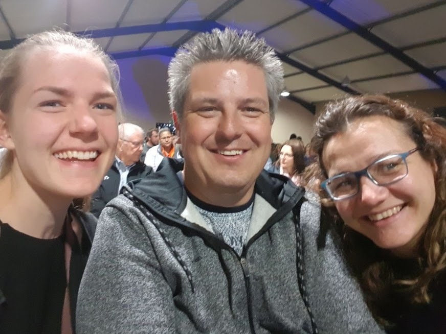 Rebekka mit ihren Gasteltern