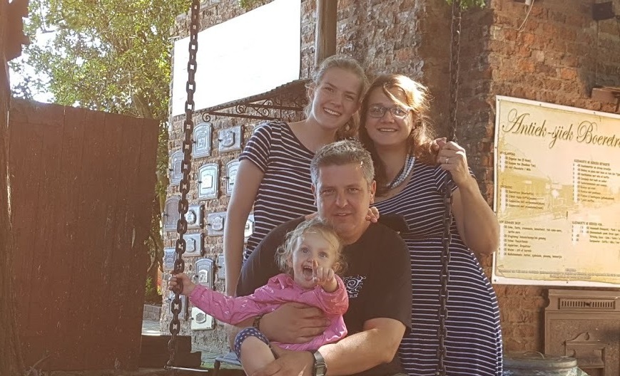 Rebekka mit ihrer Gastfamilie