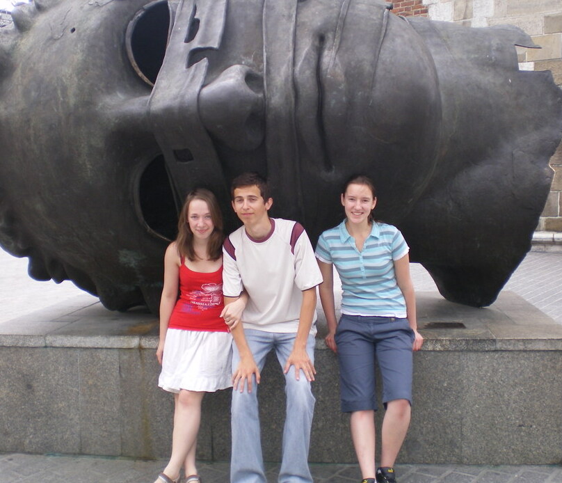 Ulrike mit Freunden in Krakau 