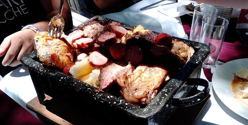 Ein typisches "Asado" - Grillen auf Paraguayo